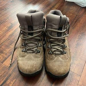 Hi-tec hiking boots